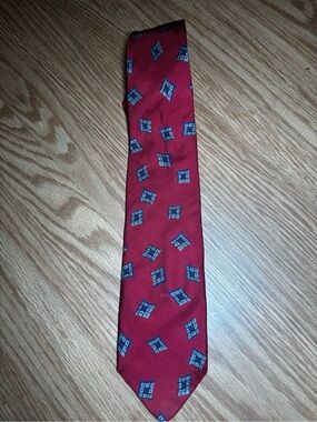 Men's Red Geometric Pattern Tie